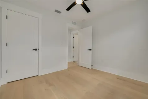2528 4th Avenue S St Petersburg FL 33712