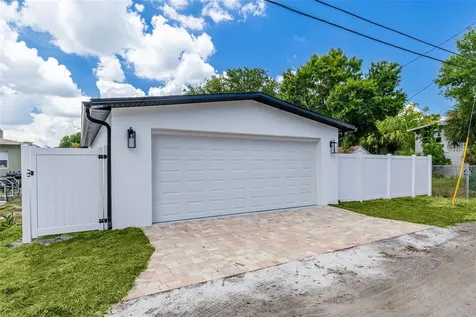 2528 4th Avenue S St Petersburg FL 33712