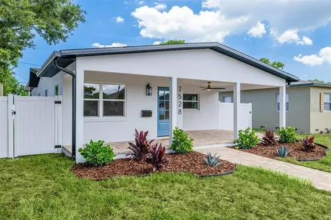 2528 4th Avenue S St Petersburg FL 33712