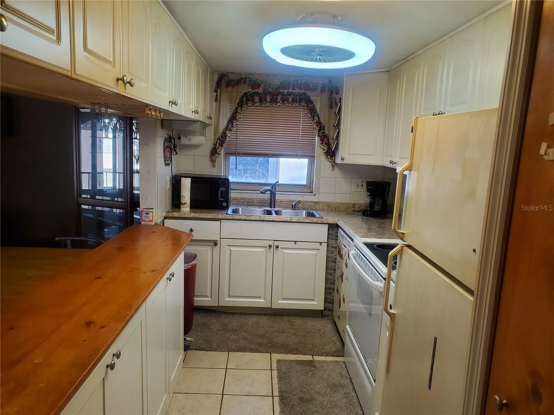 7701 Starkey Road Seminole FL 33777