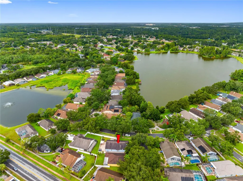3306 Pin Oak Lane Tampa FL 33618