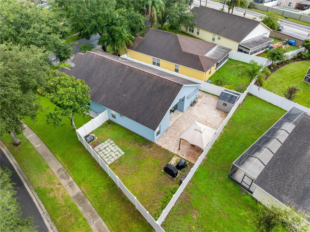 3306 Pin Oak Lane Tampa FL 33618