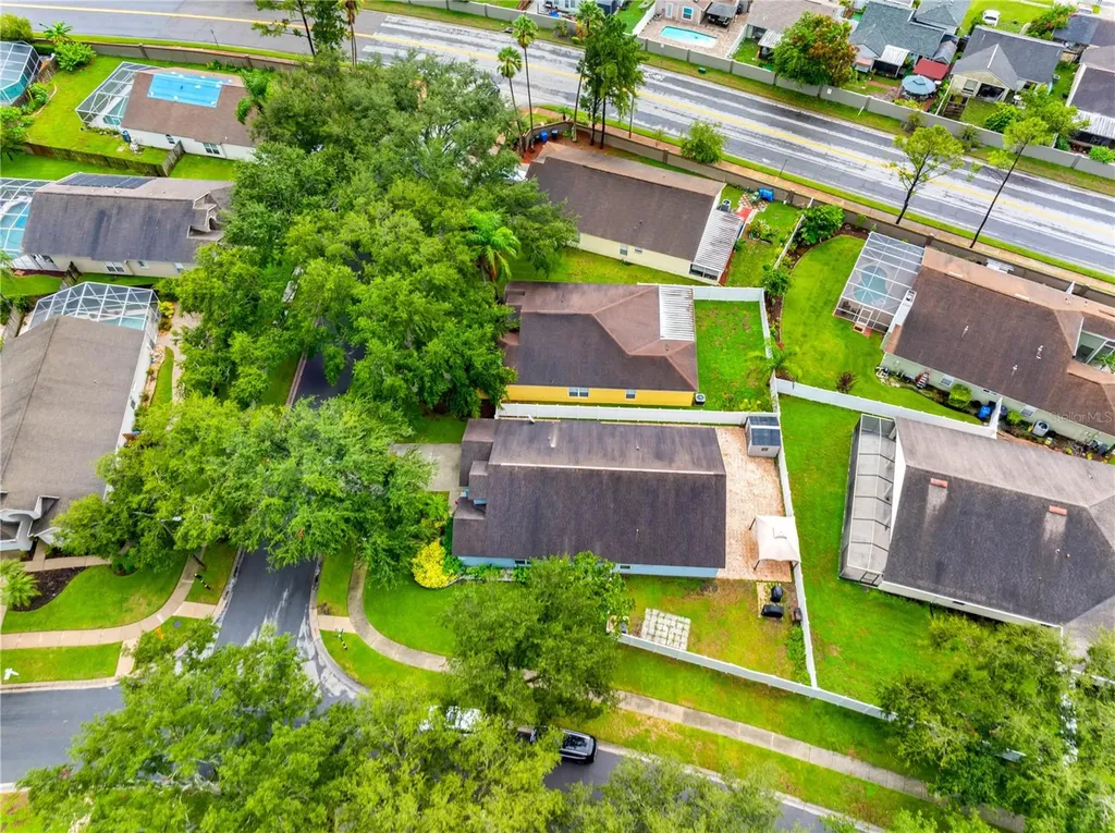 3306 Pin Oak Lane Tampa FL 33618