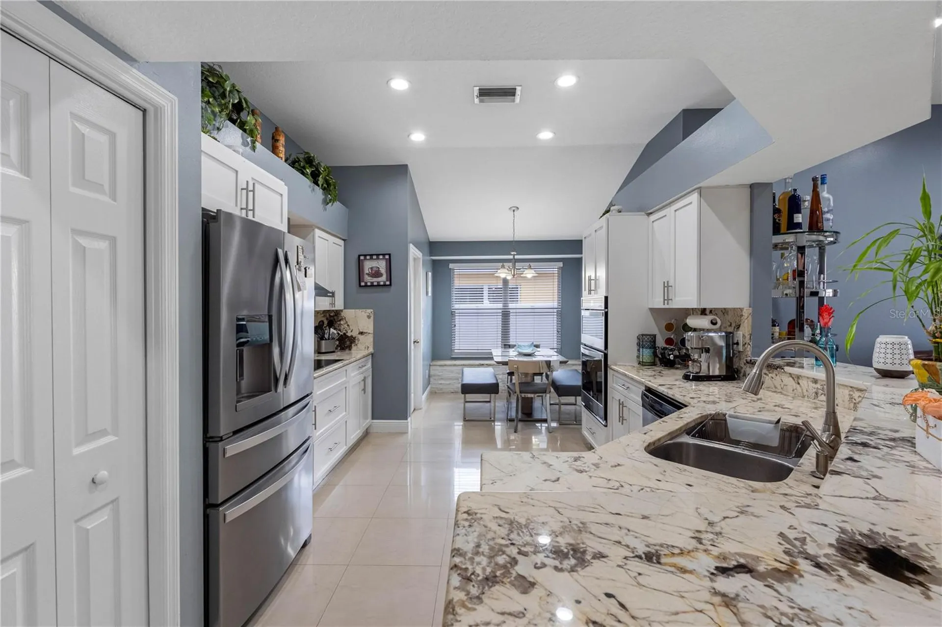 3306 Pin Oak Lane Tampa FL 33618