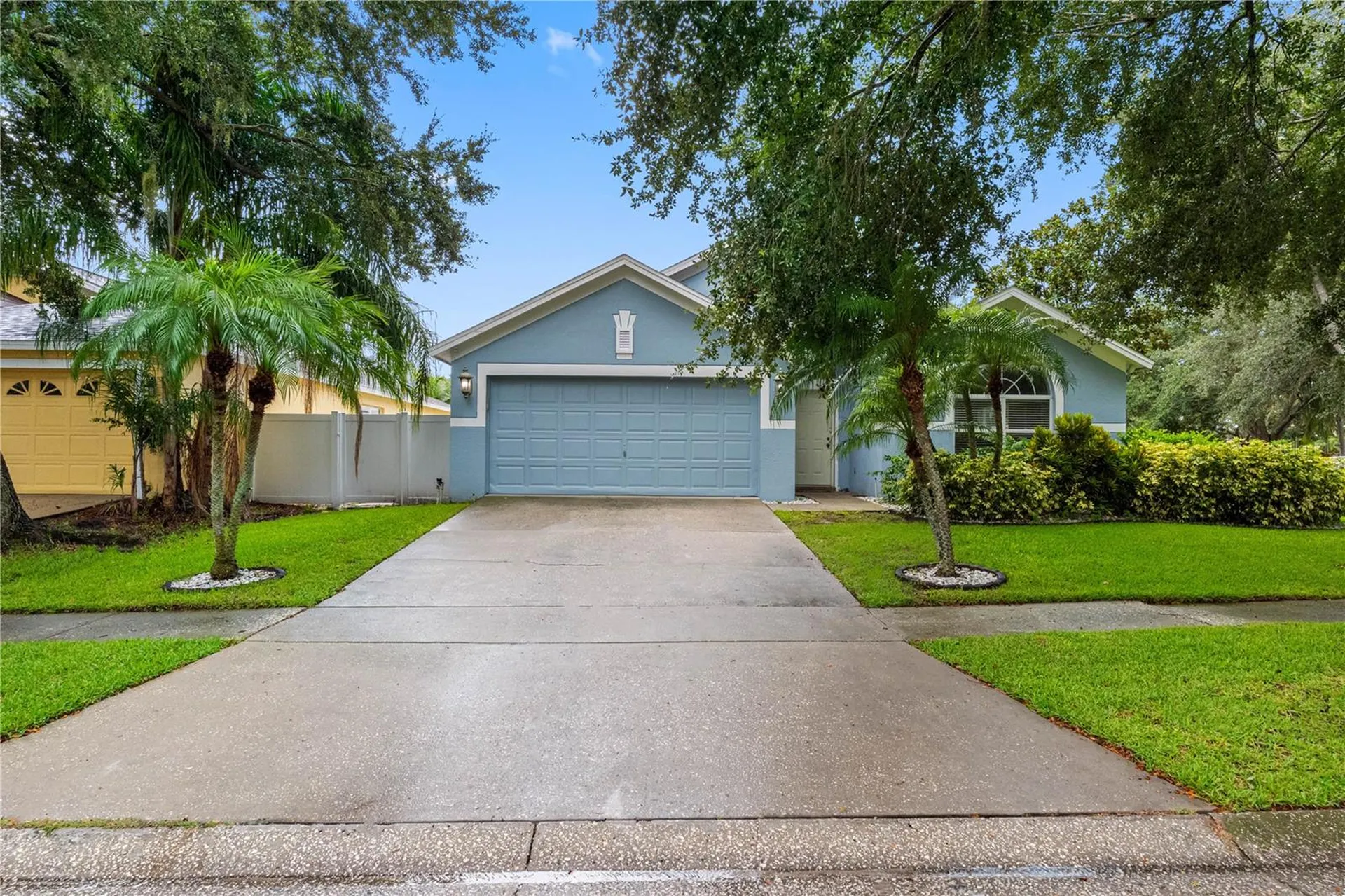 3306 Pin Oak Lane Tampa FL 33618