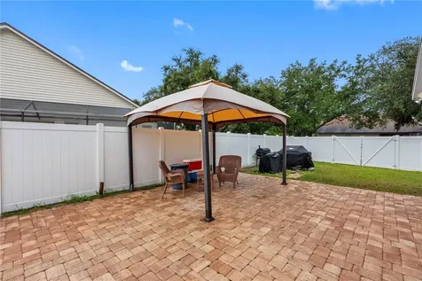 3306 Pin Oak Lane Tampa FL 33618