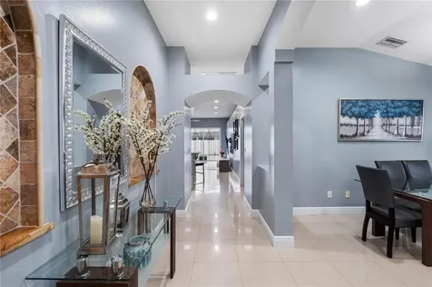 3306 Pin Oak Lane Tampa FL 33618