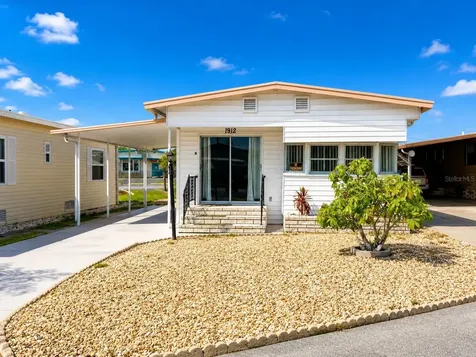 1912 Iowa Avenue Bradenton FL 34207