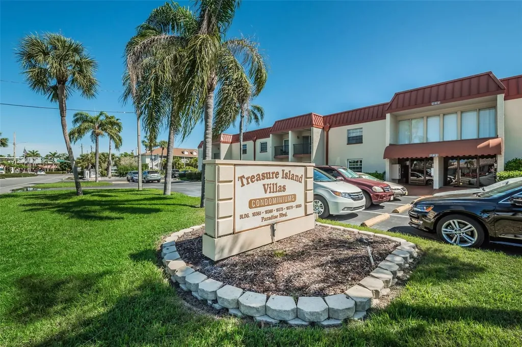 10365 Paradise Boulevard Treasure Island FL 33706