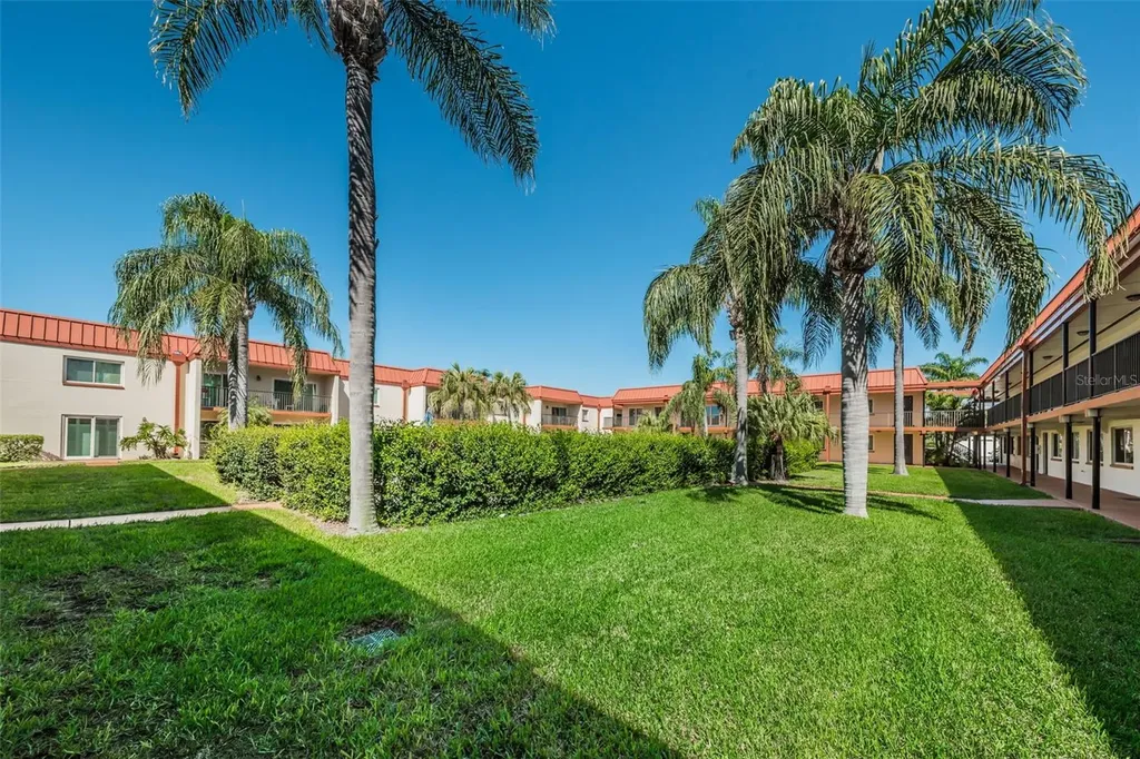 10365 Paradise Boulevard Treasure Island FL 33706