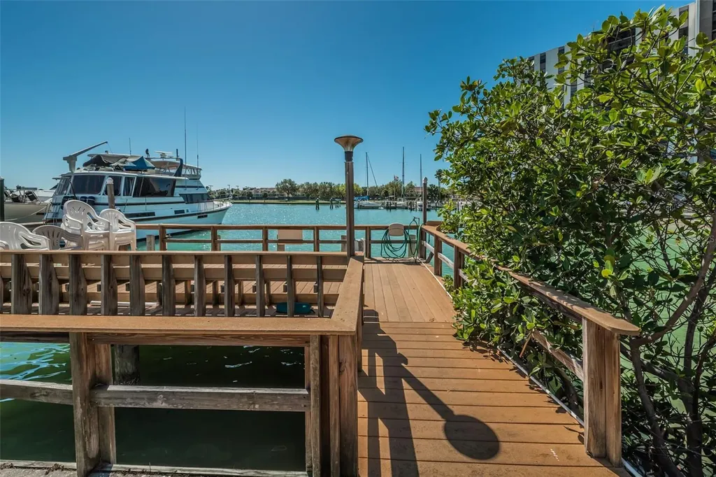 10365 Paradise Boulevard Treasure Island FL 33706