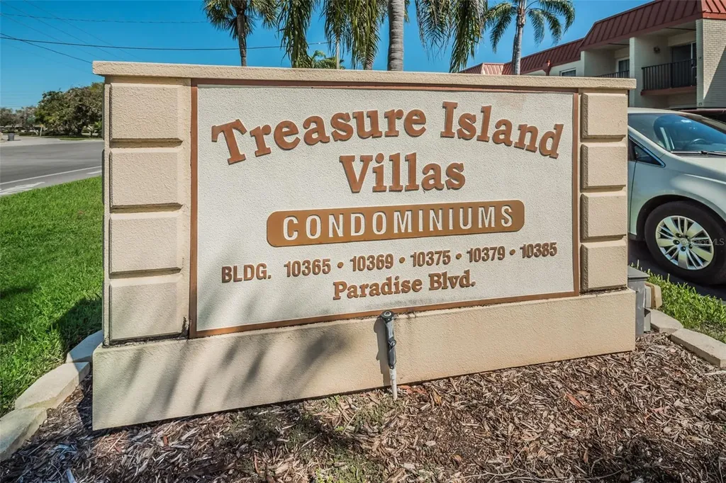 10365 Paradise Boulevard Treasure Island FL 33706