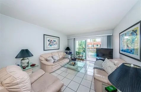 10365 Paradise Boulevard Treasure Island FL 33706