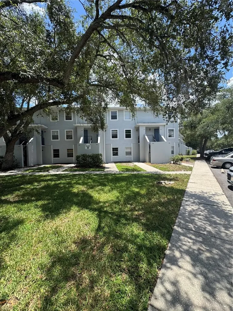 7195 E Bank Drive Tampa FL 33617