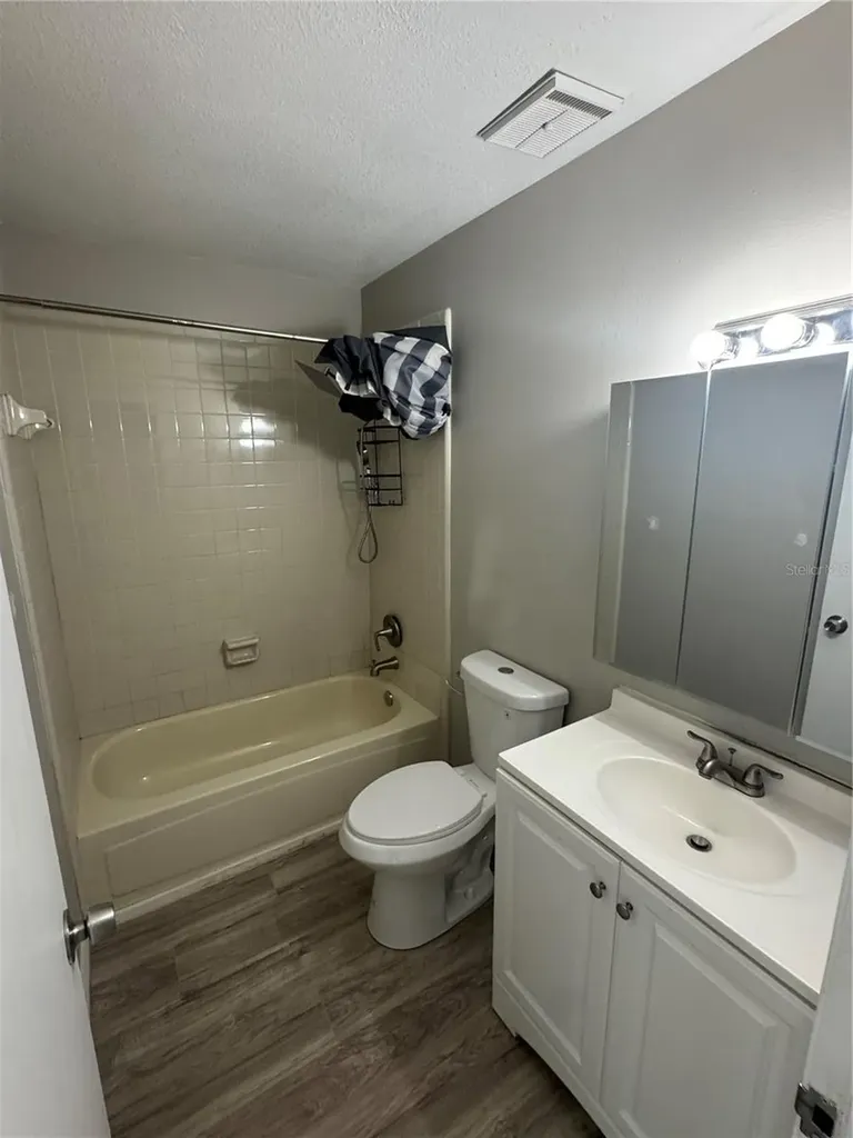 7195 E Bank Drive Tampa FL 33617
