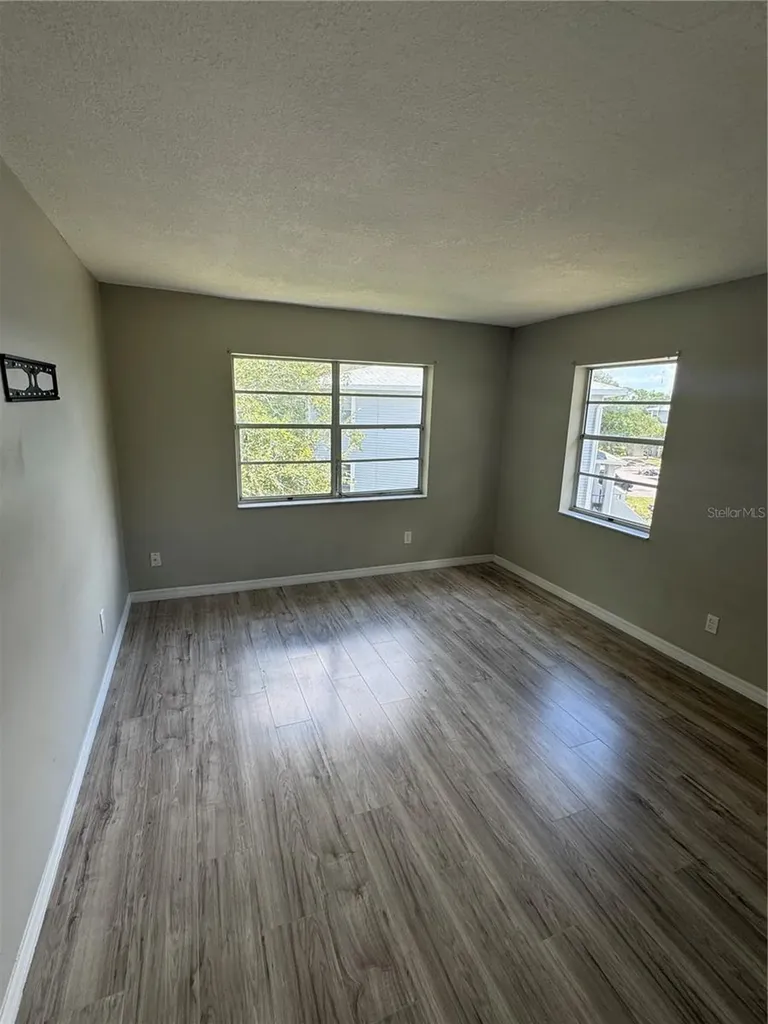 7195 E Bank Drive Tampa FL 33617