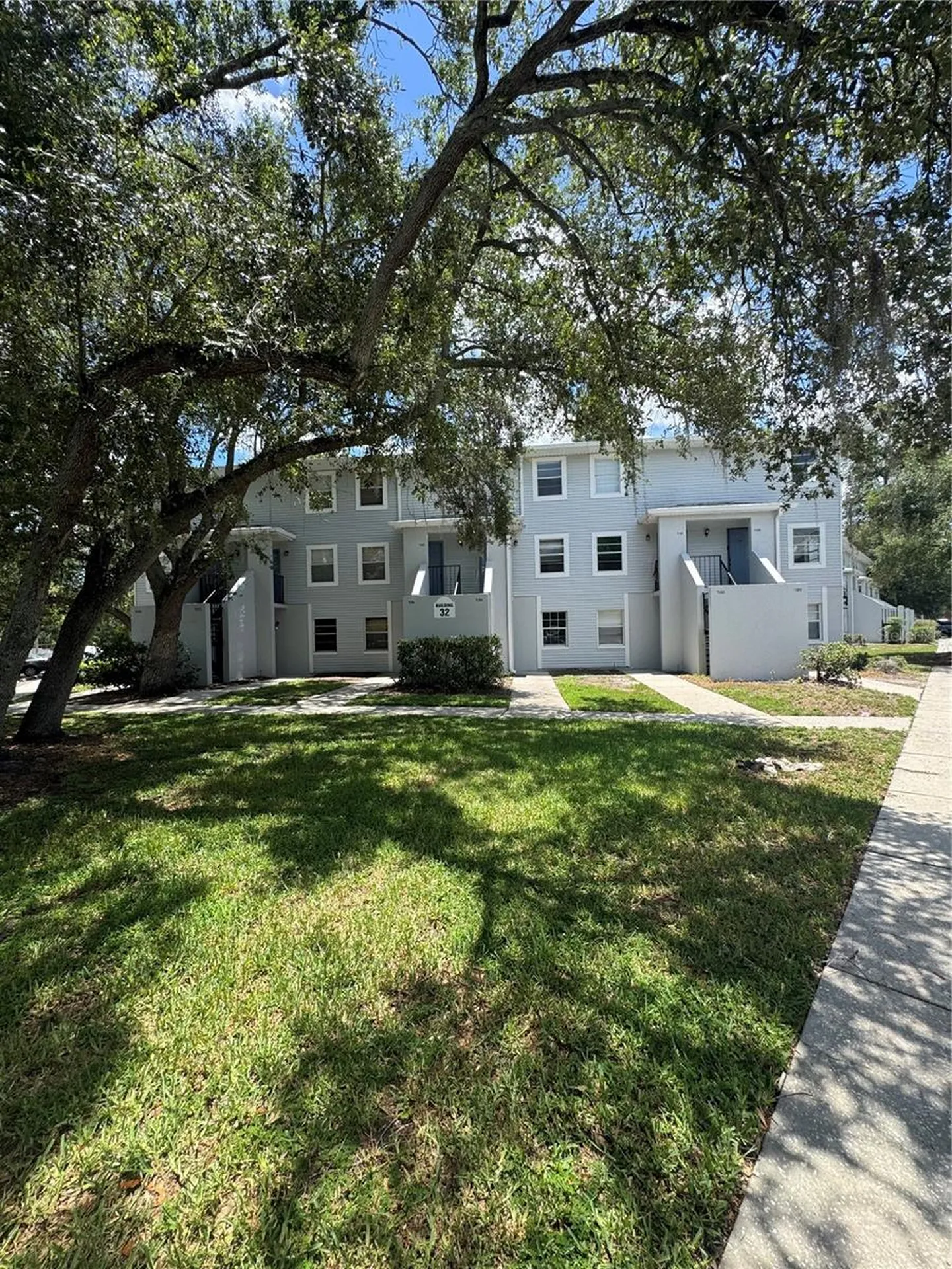 7195 E Bank Drive Tampa FL 33617