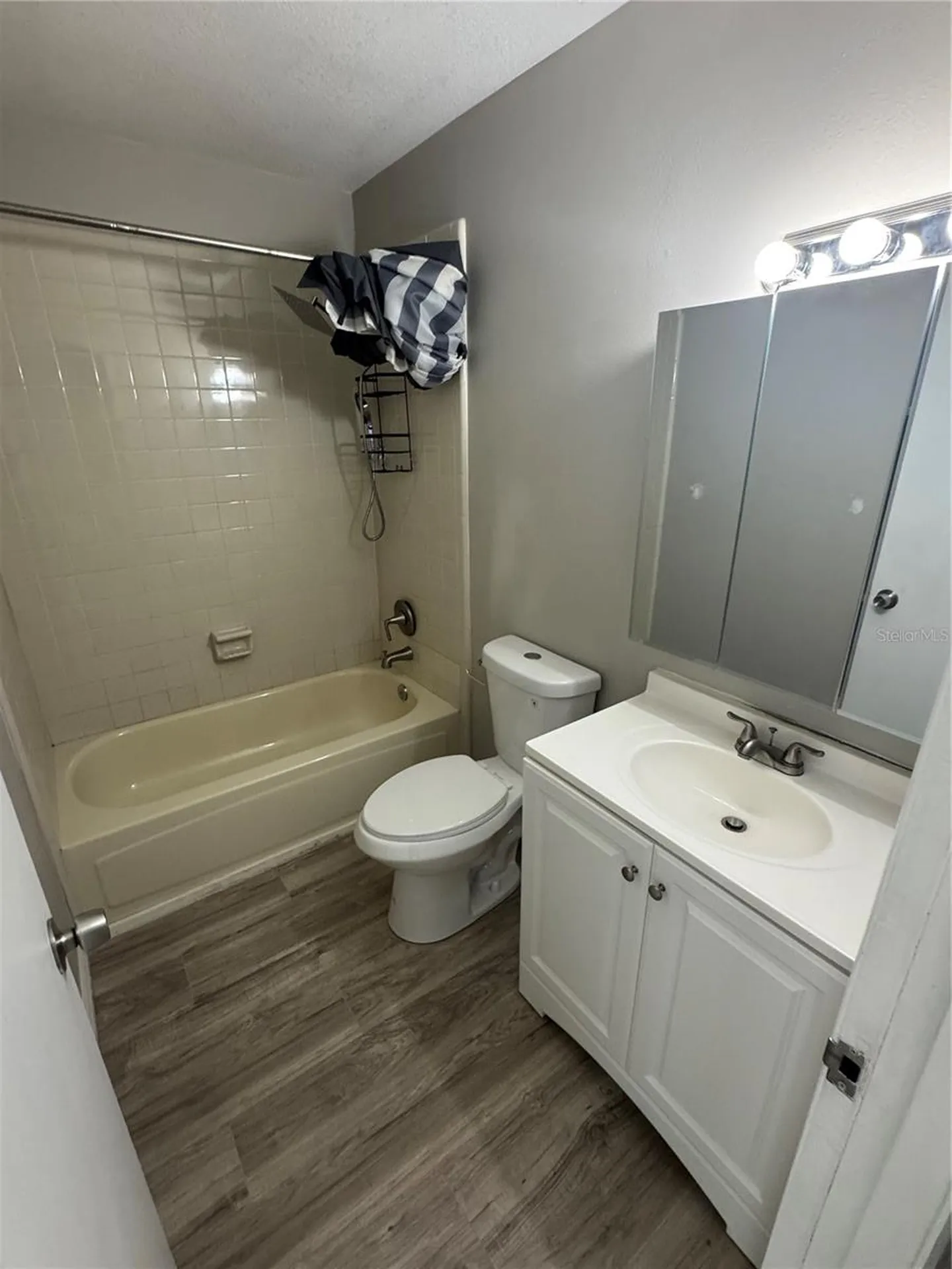 7195 E Bank Drive Tampa FL 33617