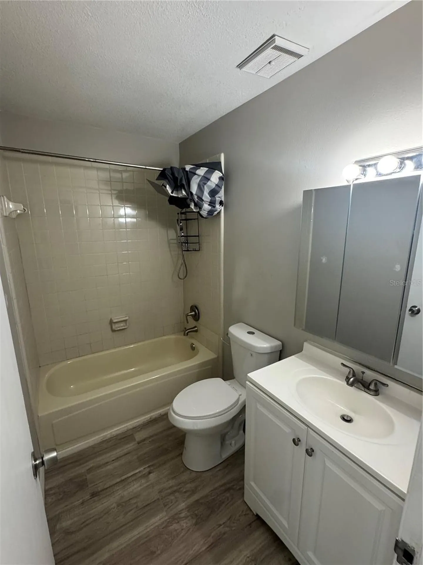 7195 E Bank Drive Tampa FL 33617