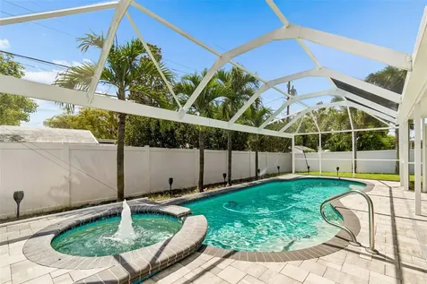 9045 Ridge Road Seminole FL 33772