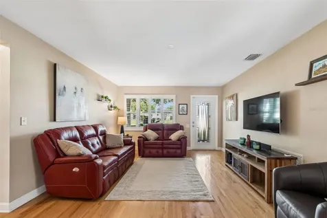 9045 Ridge Road Seminole FL 33772