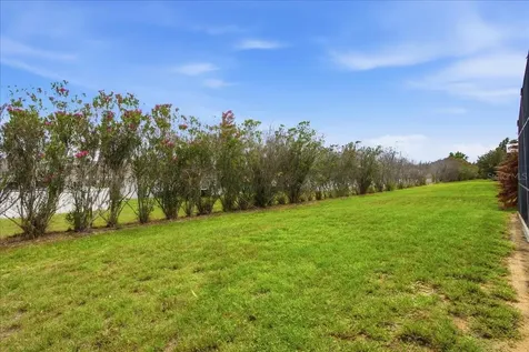 612 Highgate Park Boulevard Davenport FL 33897