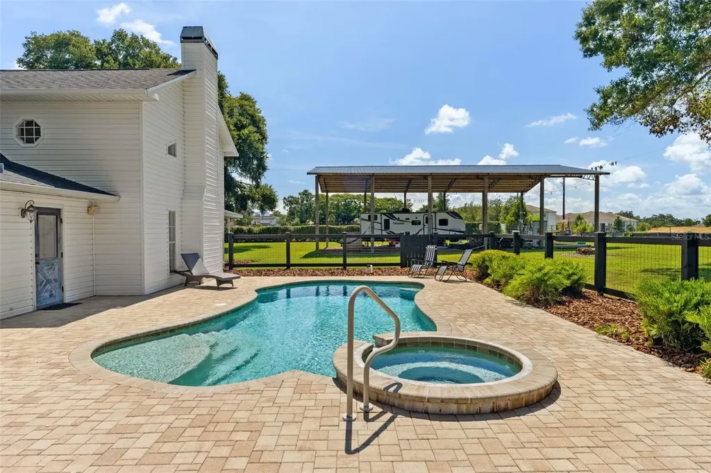 37714 Fairfield Lane Dade City FL 33525
