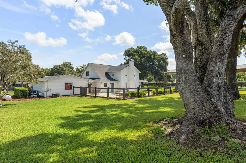 37714 Fairfield Lane Dade City FL 33525