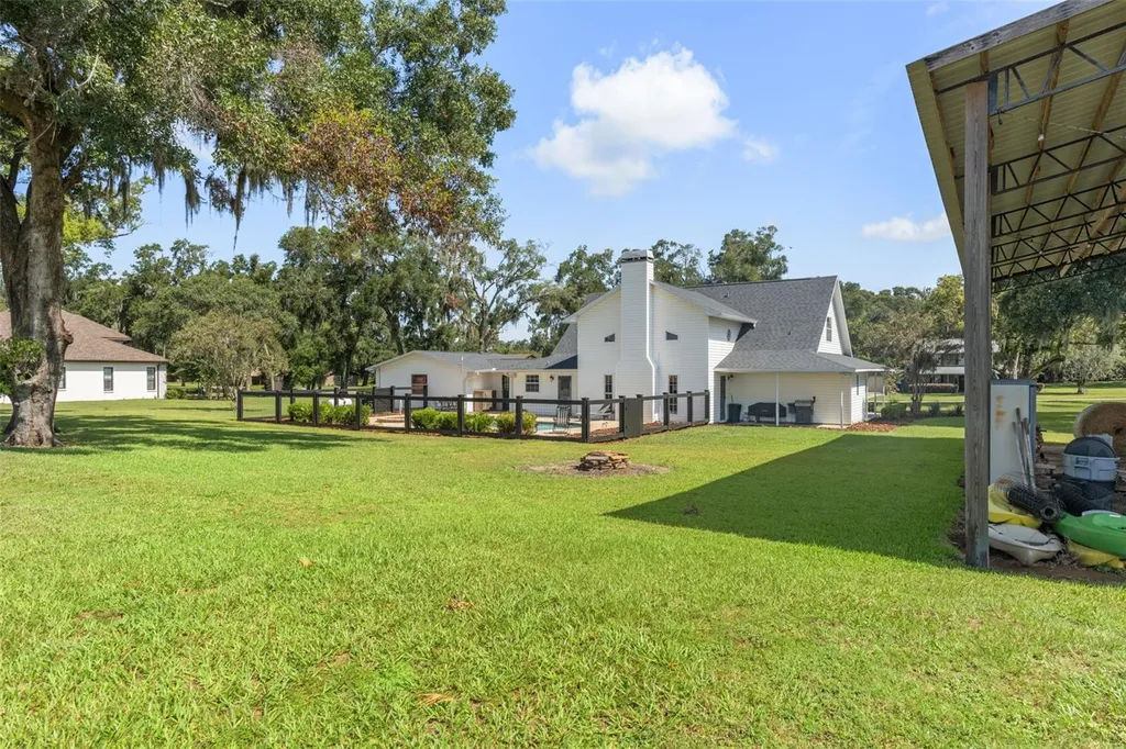 37714 Fairfield Lane Dade City FL 33525