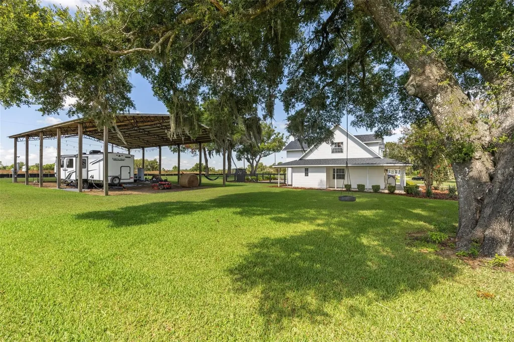 37714 Fairfield Lane Dade City FL 33525