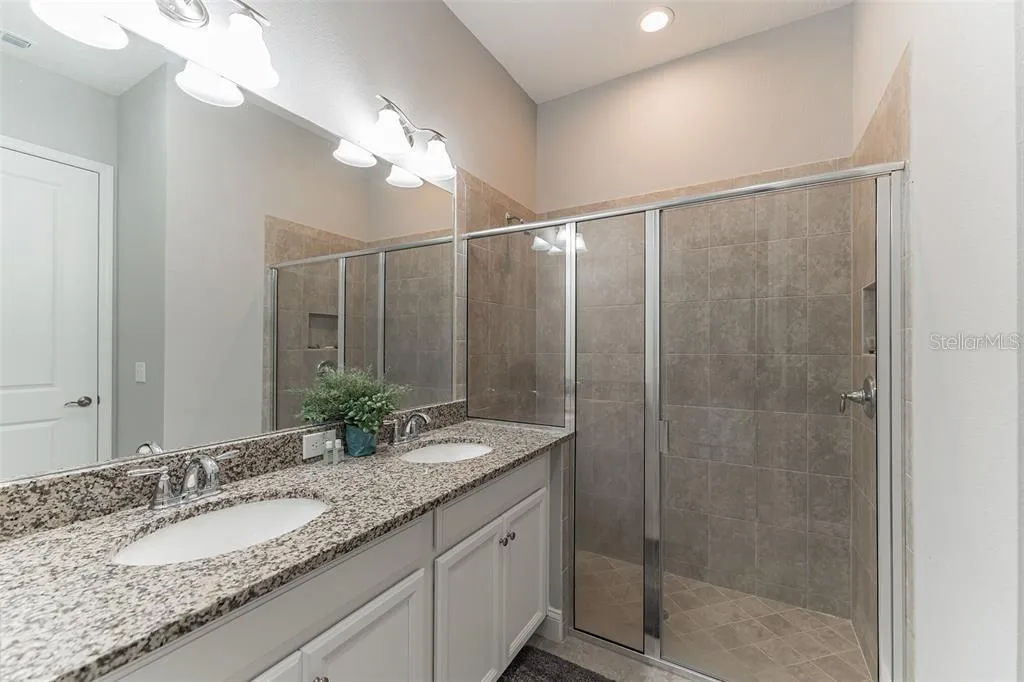 490 Captiva Drive Davenport FL 33896