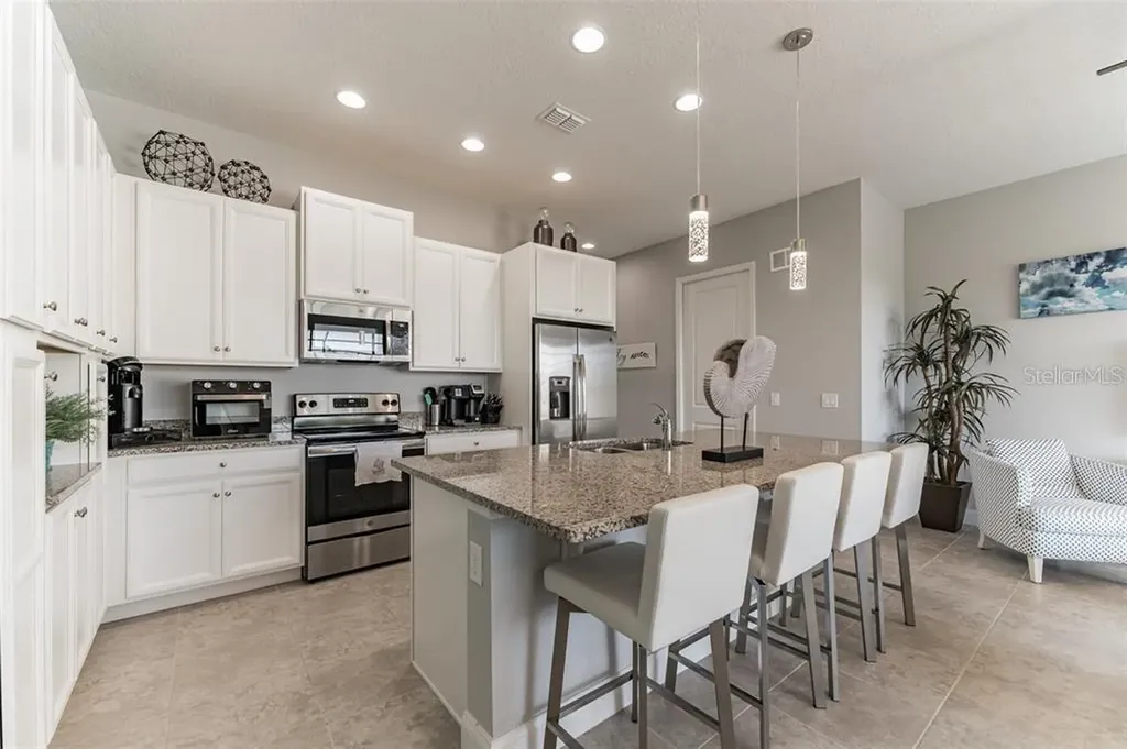 490 Captiva Drive Davenport FL 33896