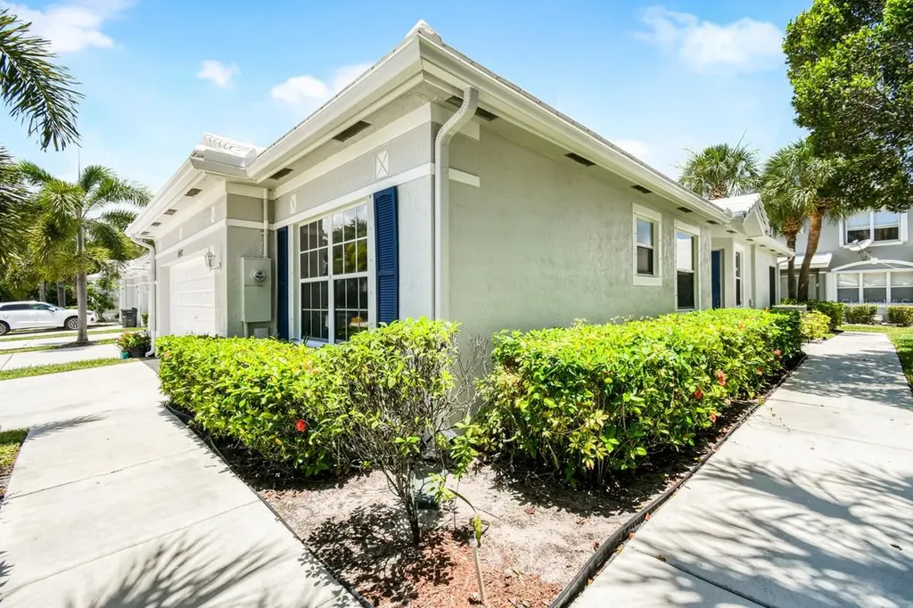 4952 Southard Street Greenacres FL 33463