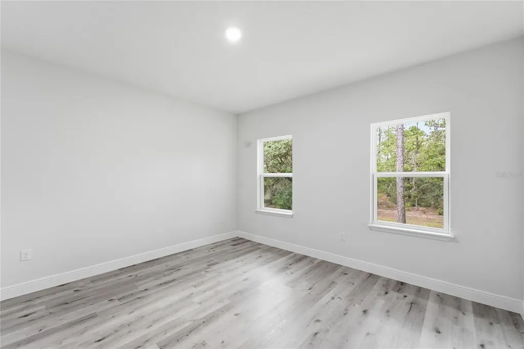 10708 N Caldera Avenue Dunnellon FL 34433