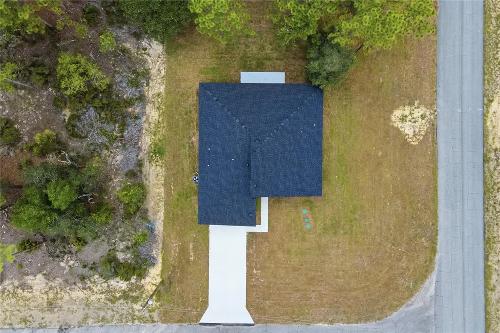10708 N Caldera Avenue Dunnellon FL 34433