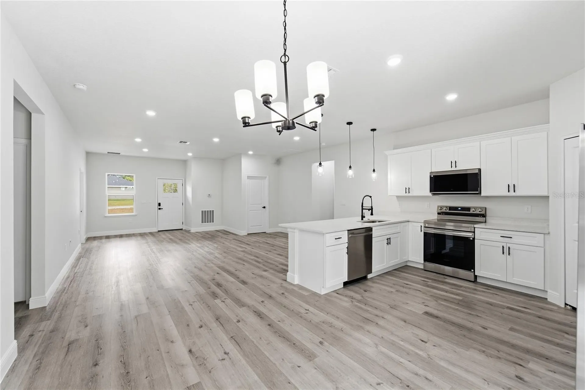 10708 N Caldera Avenue Dunnellon FL 34433