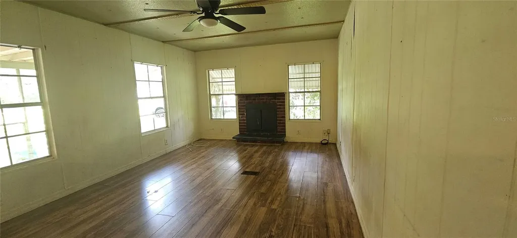 107 Apache Avenue Interlachen FL 32148