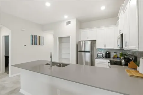 787 Ocean Course Avenue Kissimmee FL 34747