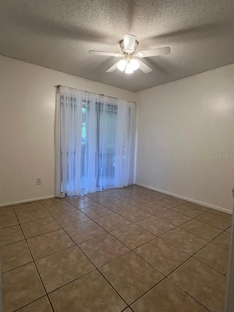 2364 Oak Park Way Orlando FL 32822