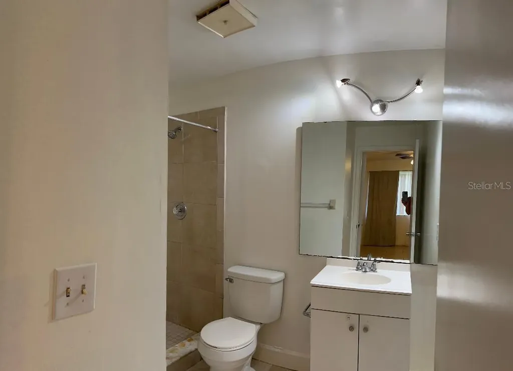 2364 Oak Park Way Orlando FL 32822