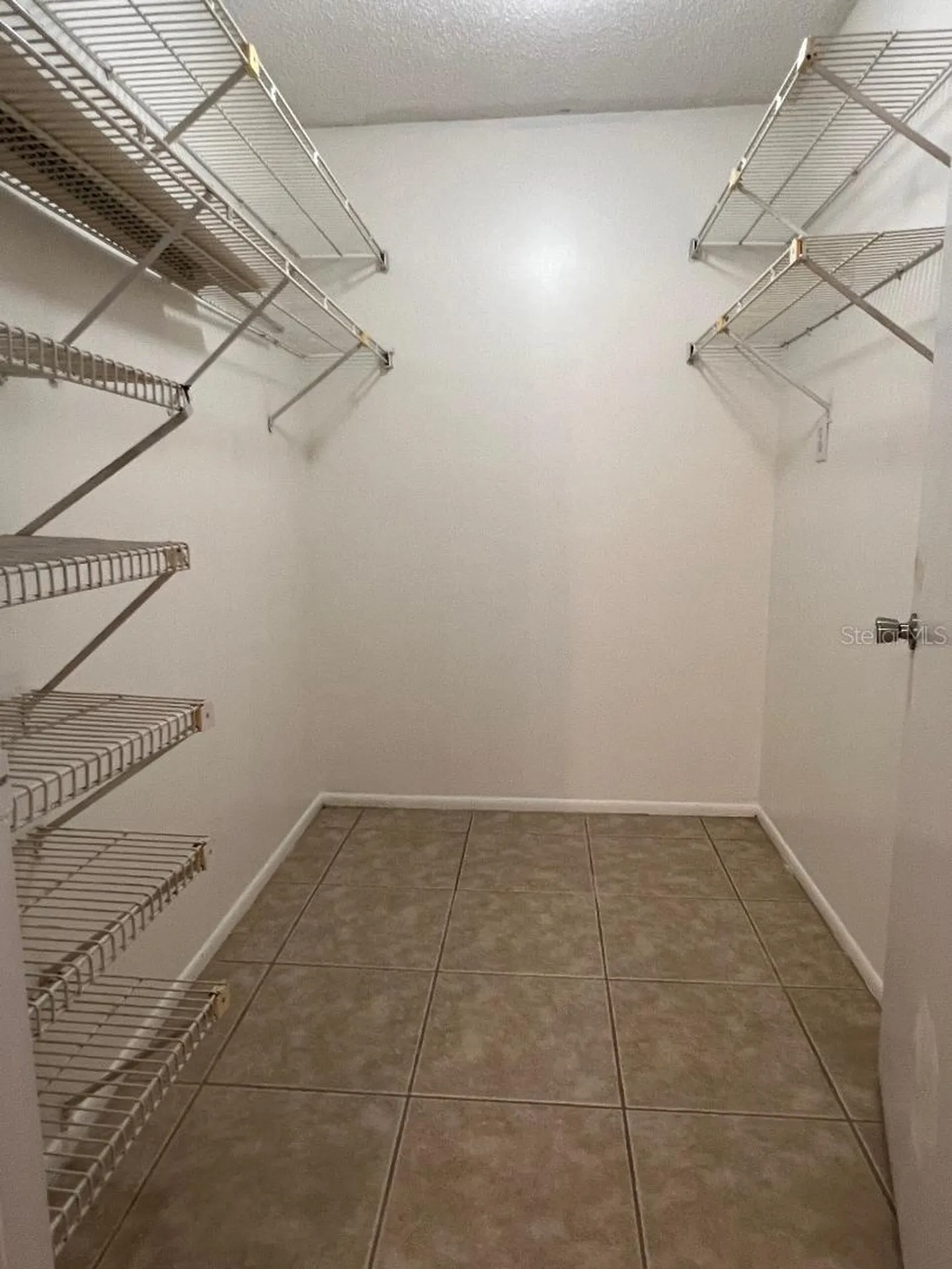 2364 Oak Park Way Orlando FL 32822