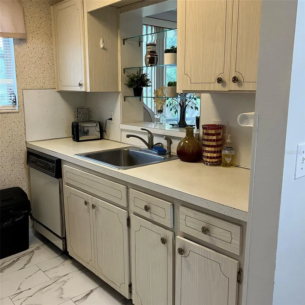 5750 80th Street N St Petersburg FL 33709