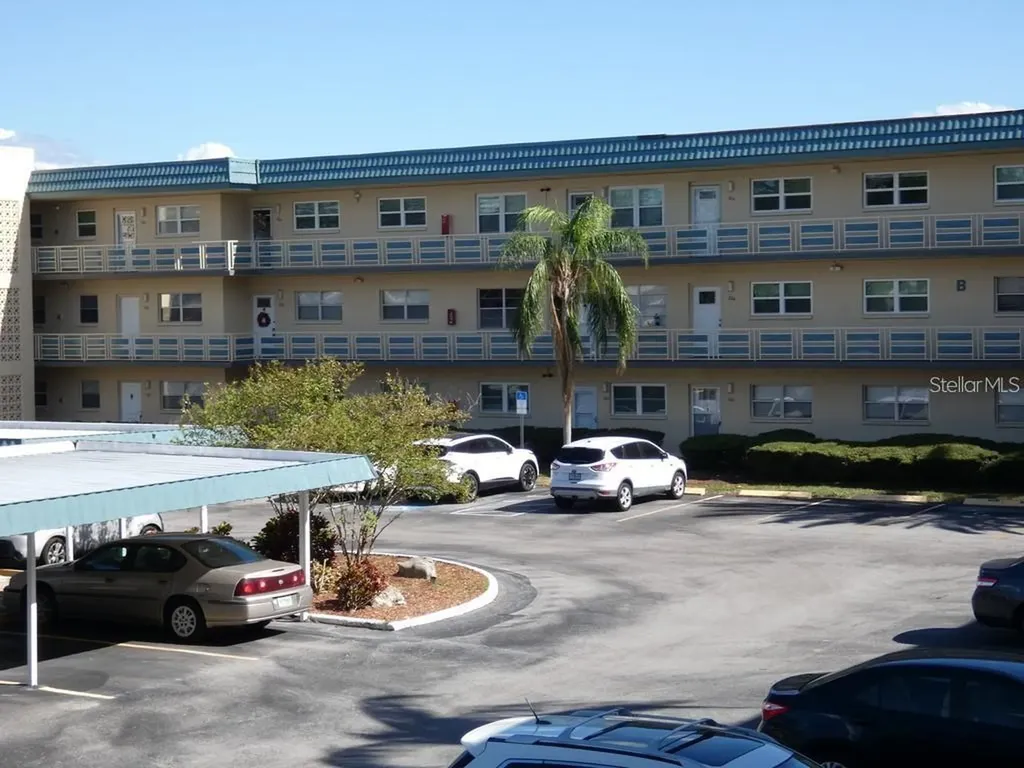 5750 80th Street N St Petersburg FL 33709