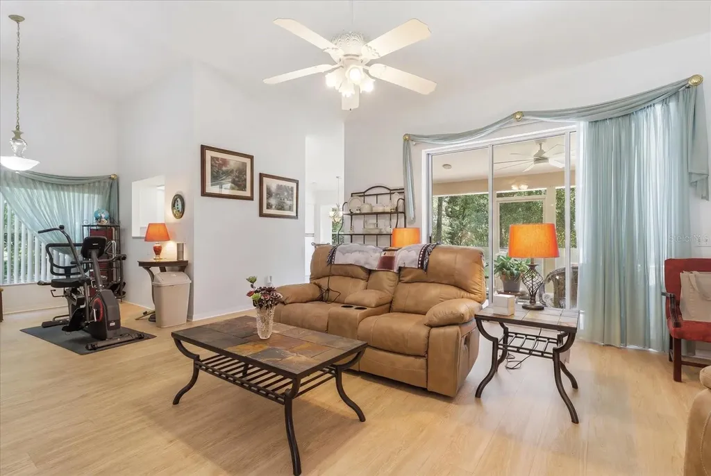 18860 SW 99th Street Dunnellon FL 34432