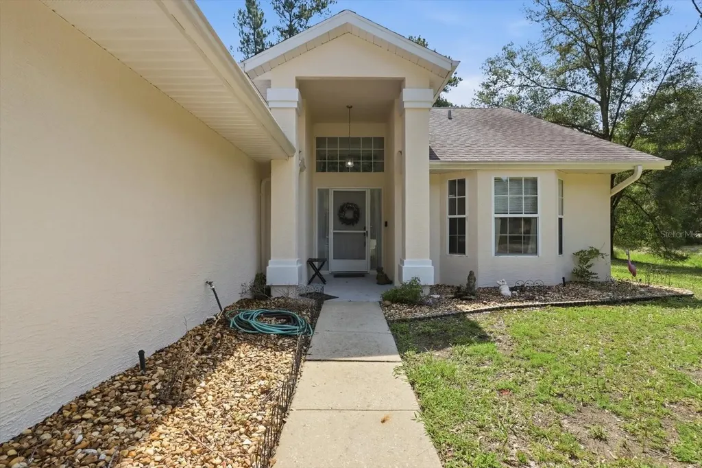 18860 SW 99th Street Dunnellon FL 34432