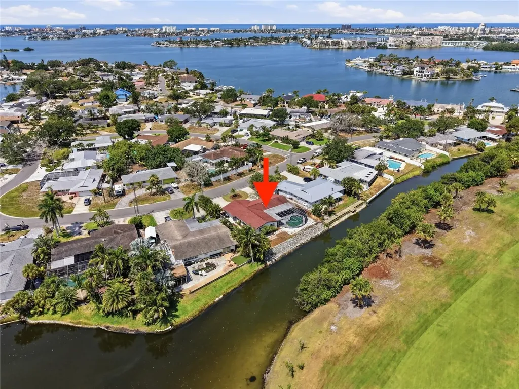 6496 Fairway View Boulevard S St Petersburg FL 33707