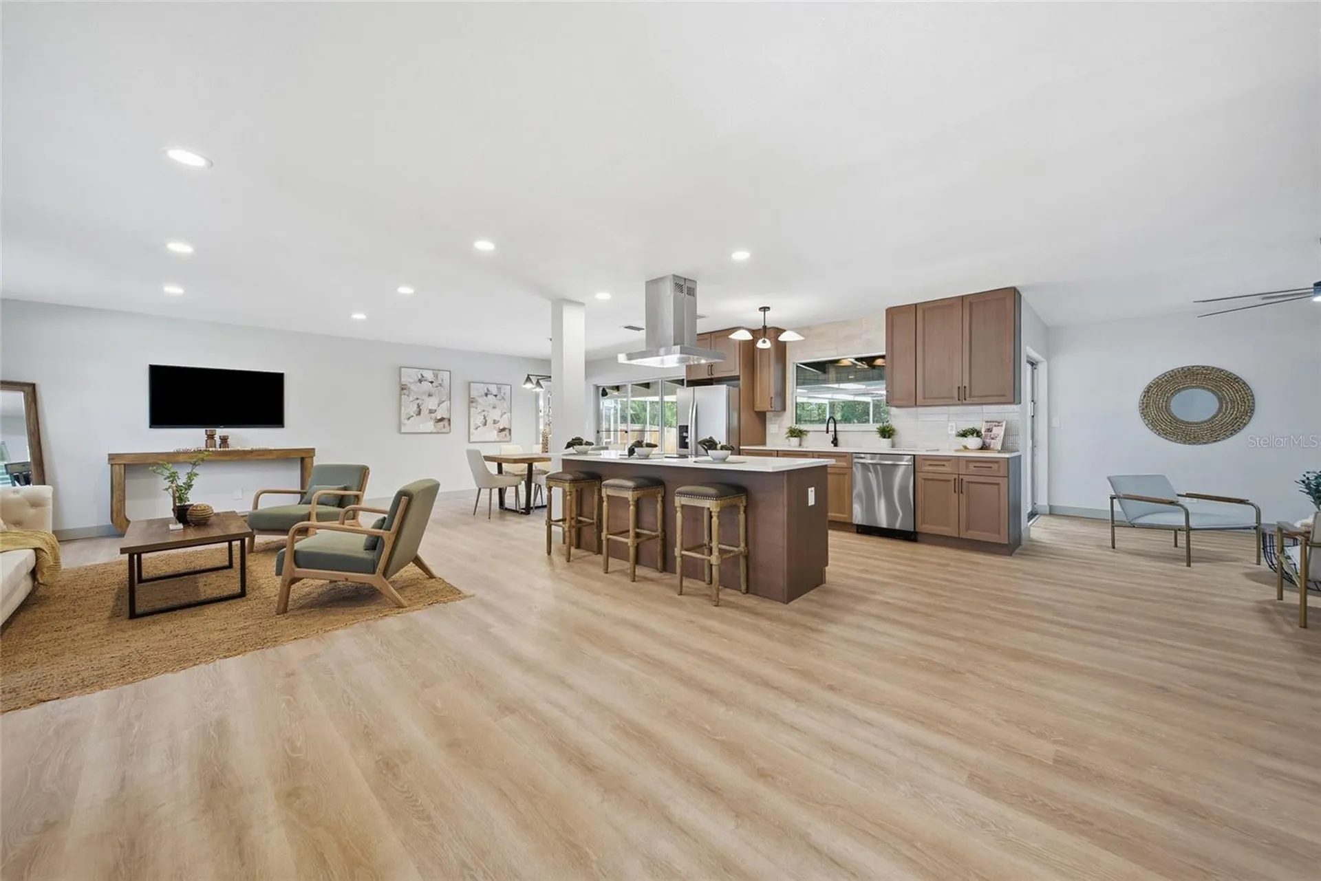6496 Fairway View Boulevard S St Petersburg FL 33707