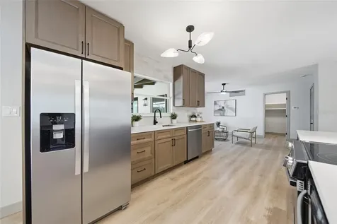 6496 Fairway View Boulevard S St Petersburg FL 33707