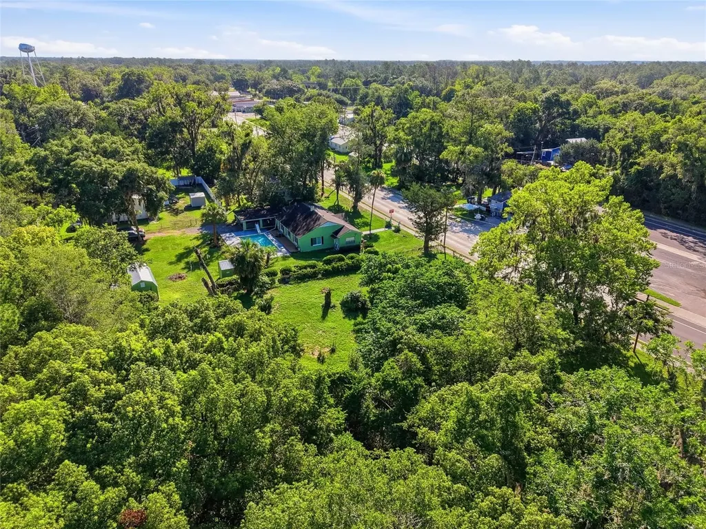 00 SW 4th Boulevard Waldo FL 32694