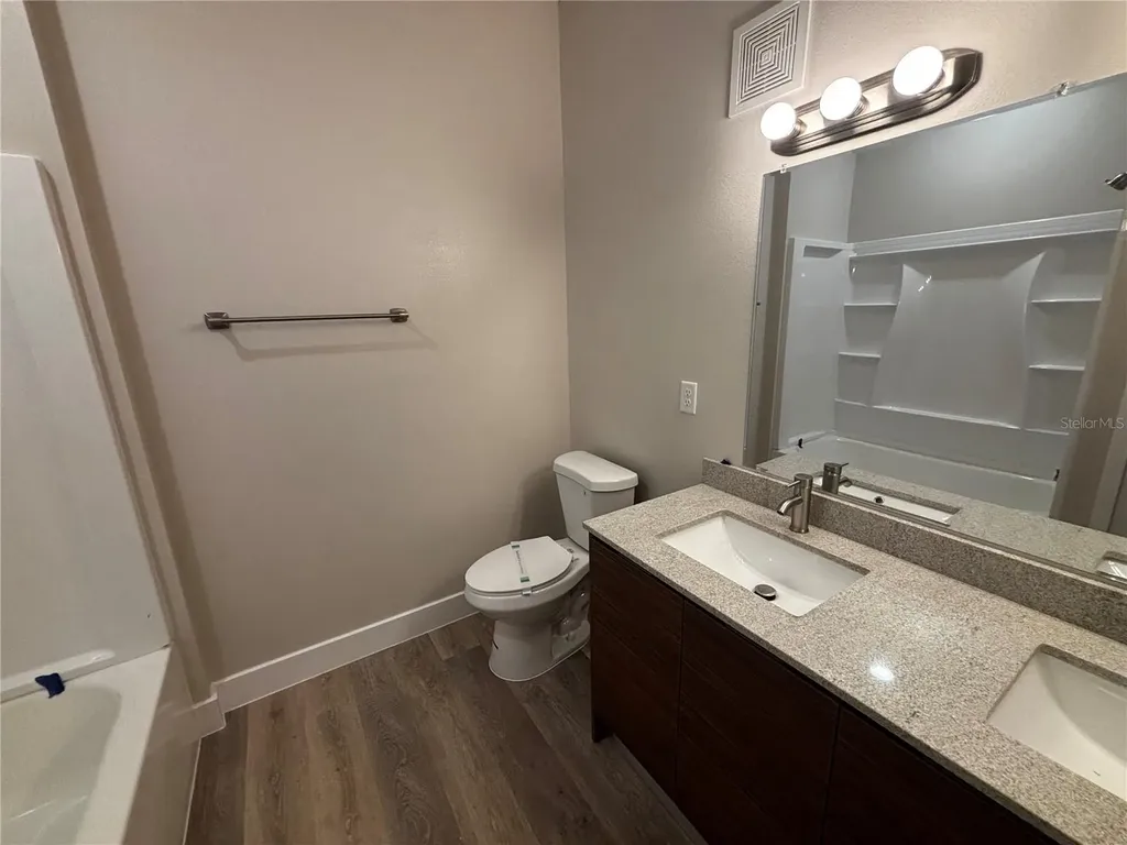 4424 S Texas Avenue Orlando FL 32839